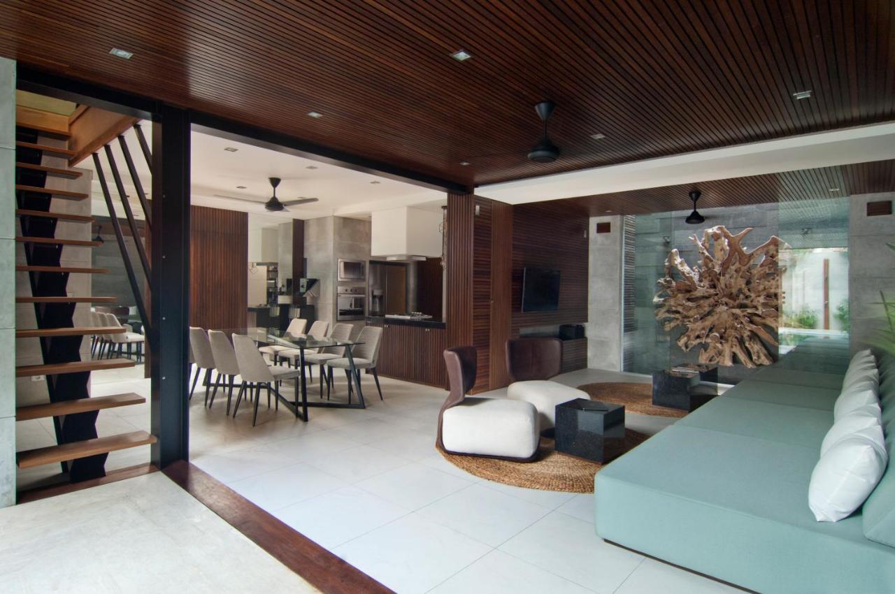 4br Kamis - Minggu