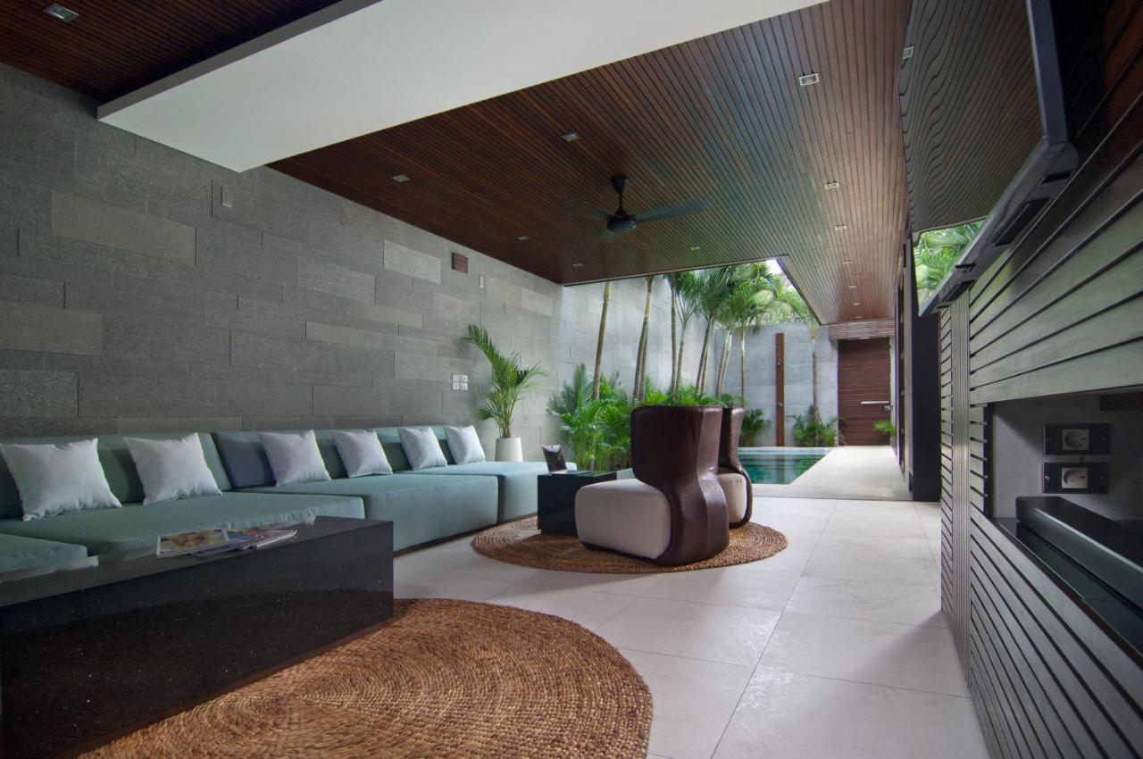 4br Kamis - Minggu Seminyak (Bali)