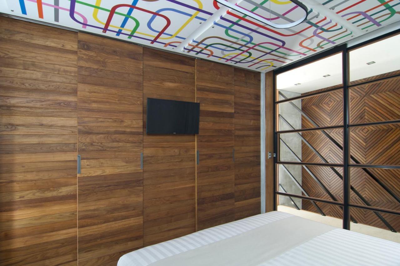 4br Kamis - Minggu * Seminyak (Bali)